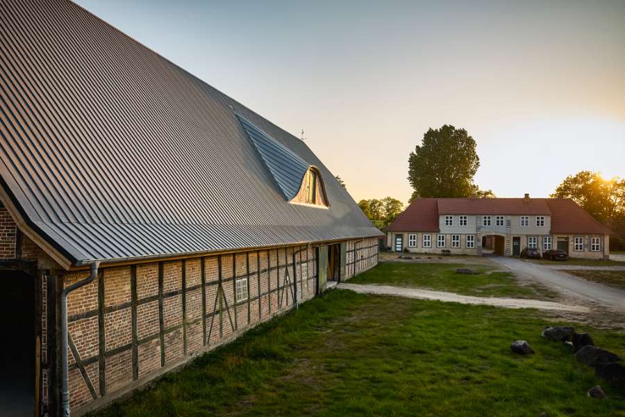 Beautiful roof construction comes to life with rib sheets, Gut Godderstorf, 23779 Neukirchen, Germany
